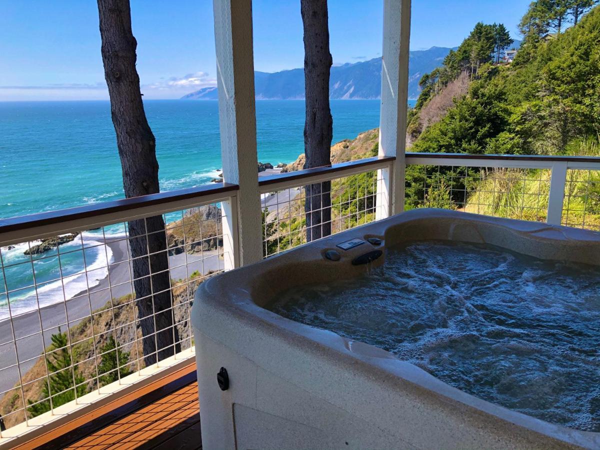 Amazing Oceanview 2 Bedroom Oceanfront! By Oceanviewhottubs Shelter Cove, Ca Tesla Ev Station 외부 사진