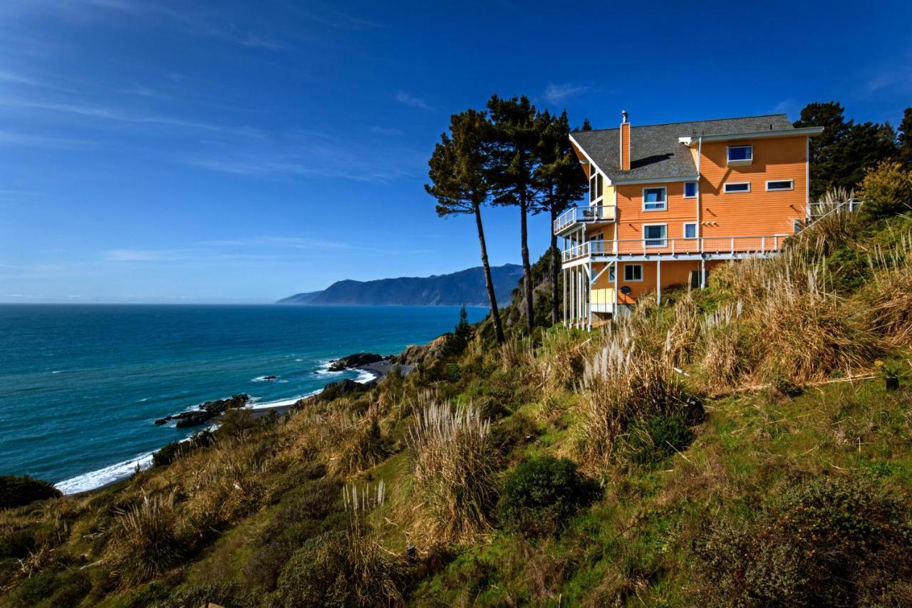 Amazing Oceanview 2 Bedroom Oceanfront! By Oceanviewhottubs Shelter Cove, Ca Tesla Ev Station 외부 사진