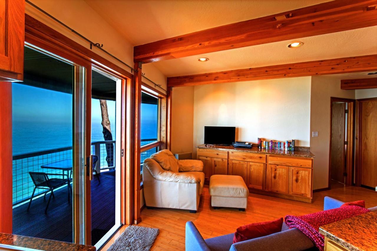 Amazing Oceanview 2 Bedroom Oceanfront! By Oceanviewhottubs Shelter Cove, Ca Tesla Ev Station 외부 사진