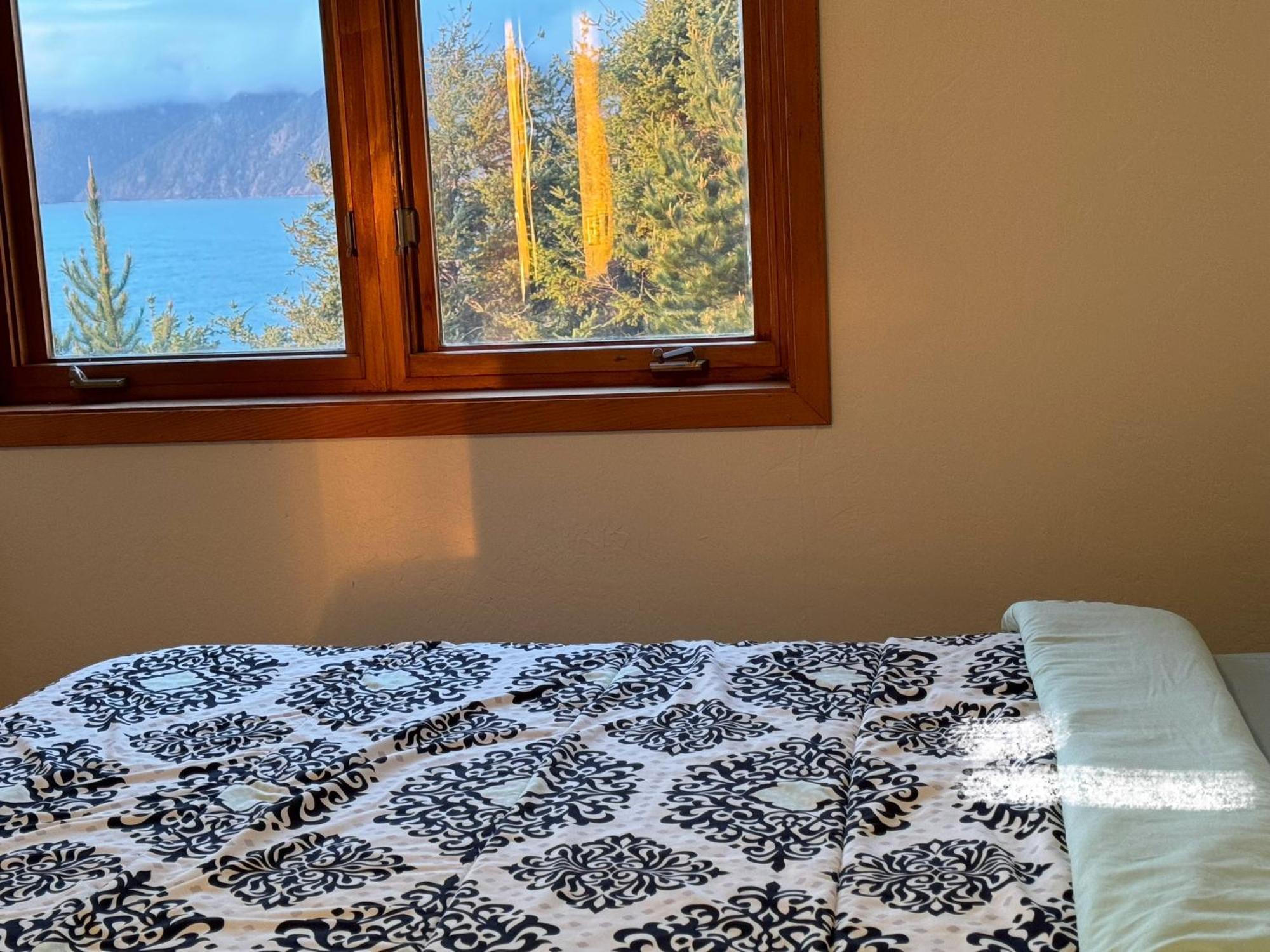 Amazing Oceanview 2 Bedroom Oceanfront! By Oceanviewhottubs Shelter Cove, Ca Tesla Ev Station 외부 사진